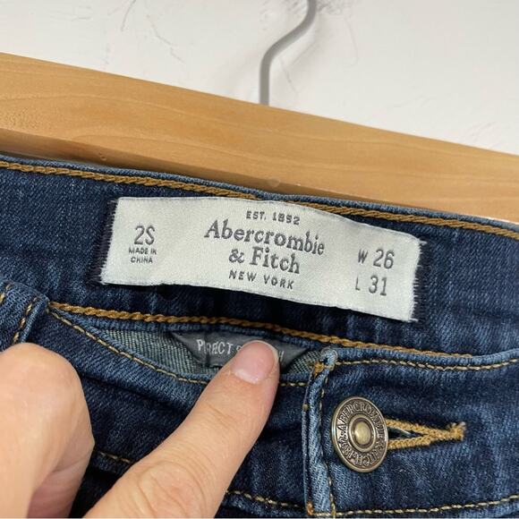 Abercrombie & Fitch Dark Wash Low Rise Skinny Jeans Womens 26 Y2K Blue Denim - Picture 8 of 8